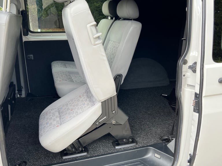 2012 Volkswagen Transporter 2.0 TDI 140PS Van PANEL VAN Diesel Manual