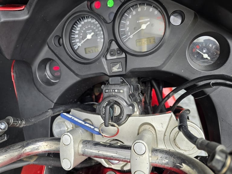 HONDA CBF 1000 A-8 PROJECT BIKE HPI CLEAR