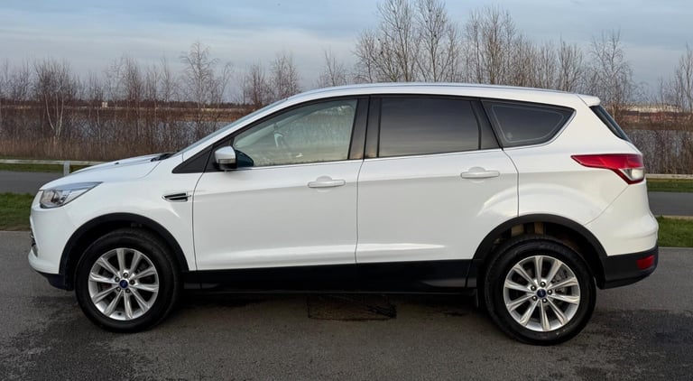 2014 Ford Kuga 2.0 TDCi Titanium 2WD Euro 6 (s/s) 5dr HATCHBACK Diesel Manual