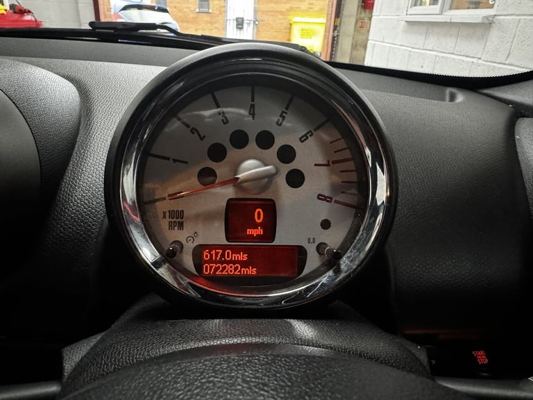 2011 MINI Countryman 1.6L Cooper SUV 5dr Petrol Manual Euro 5 (122 bhp) SUV Petrol Manual