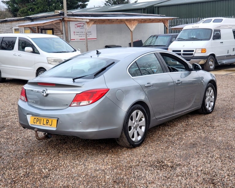 2011 VAUXHALL INSIGNIA 2.0 CDTI SRI NAV (160) 5 DOOR DIESEL MANUAL SILVER