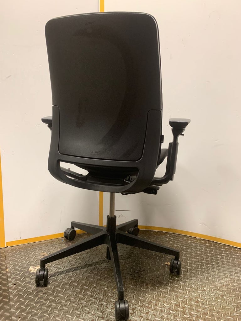Steelcase Amia ergonomic chair with lumbar support (8 available)