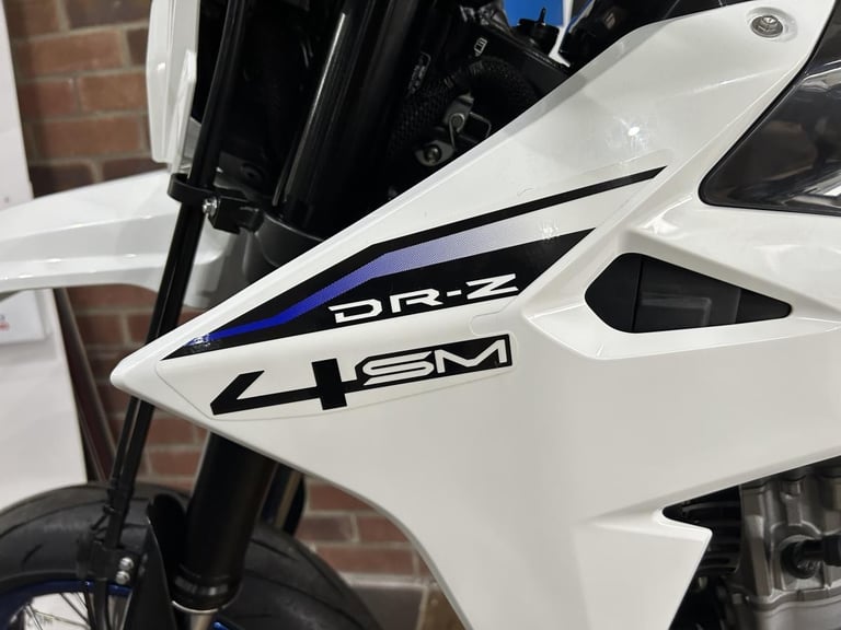 Suzuki DRZ Supermoto DR-Z400SMRLM5