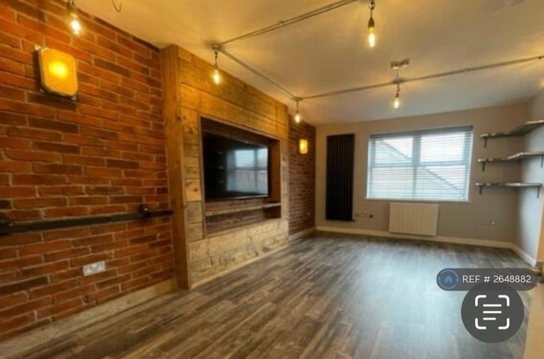 image for 2 bedroom flat in Cotehele Drive, Paignton, TQ3 (2 bed) (#2648882)