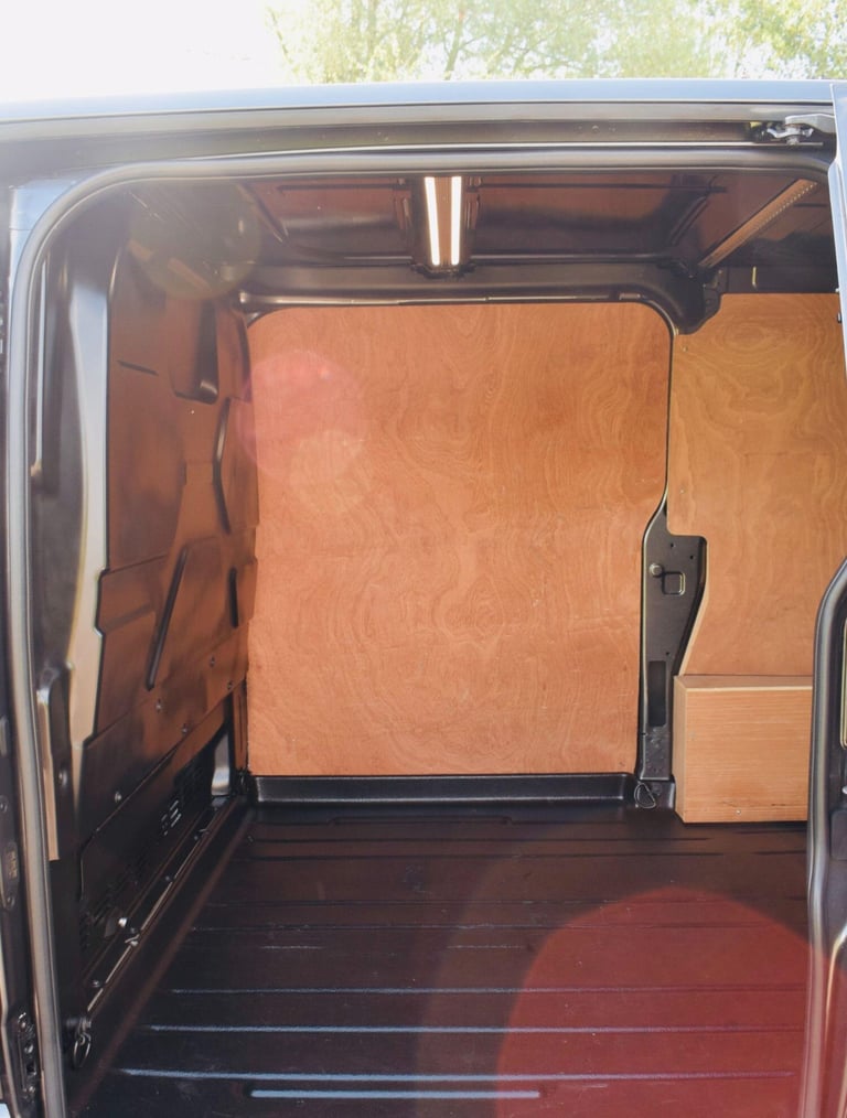 2023 Ford Transit Custom 2.0 280 EcoBlue Limited L1 H1 Euro 6 (s/s) 5dr PANEL VAN Diesel Manual