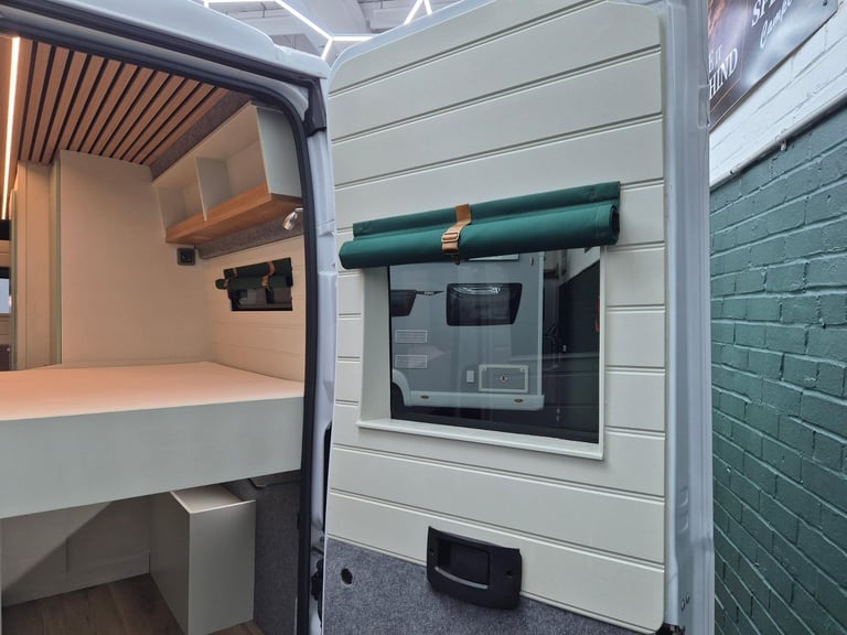 Peugeot Boxer SPEEDS MOUNTAIN EDITION, BLUEHDI 435 L4H2 PROFESSIONAL