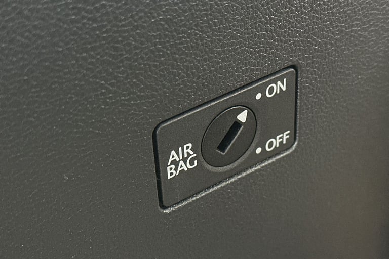 2017 SEAT Mii 64389 Hatchback Petrol Manual