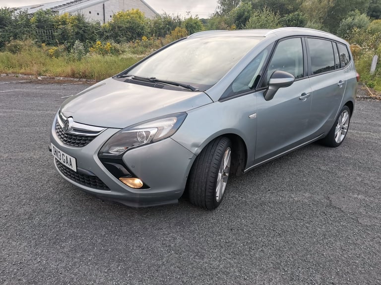2013 VAUXHALL ZAFIRA TOURER 6 SPEED SRI 2.0 CDTI 165BHP 7 SEATER M,O,T DECEMBER