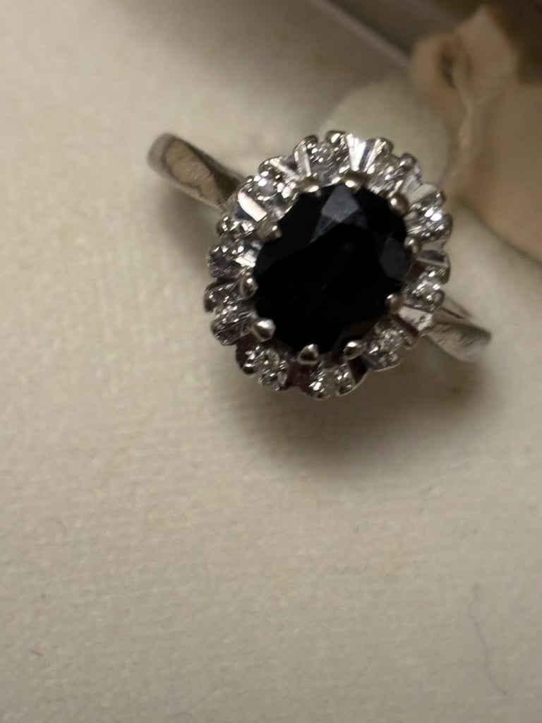 image for 9ct gold ring