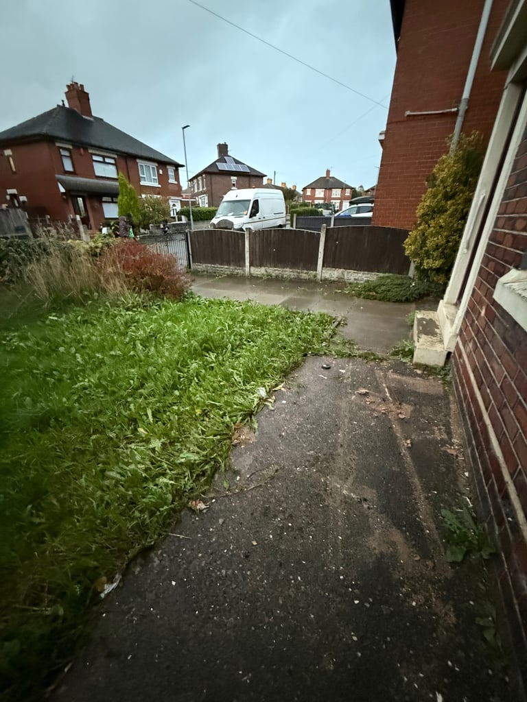 3 bedroom house in abbey hulton
