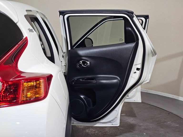 2013 Nissan Juke 1.6 n-tec Euro 5 5dr (17in Alloy) HATCHBACK Petrol Manual