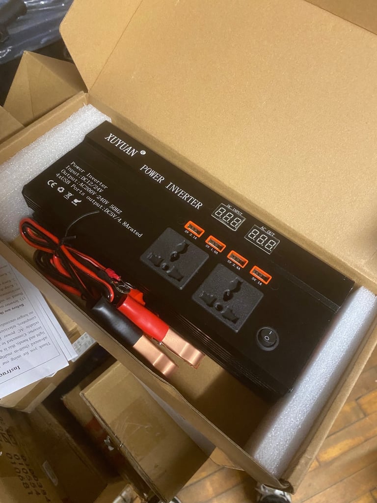 Vehicle Power Inverters, 4000W DC 12/24V to AC 220V LCD Display Car