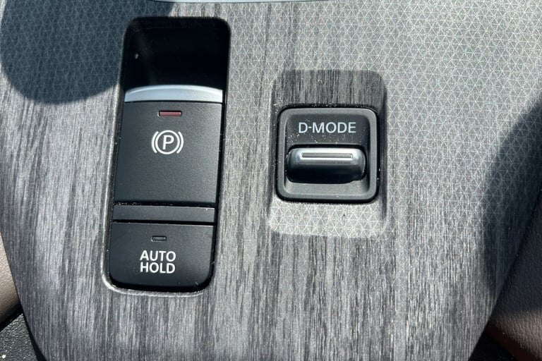 2025 Nissan Qashqai 1.3 DiG-T MH Tekna 5dr HATCHBACK PETROL Manual