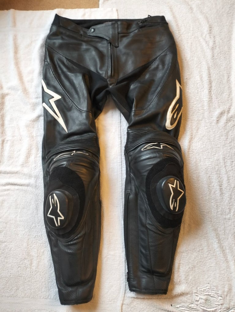 Alpinestars Mens Track Leather Motorcycle Trousers EU 50 M 32" Waist knee sliders