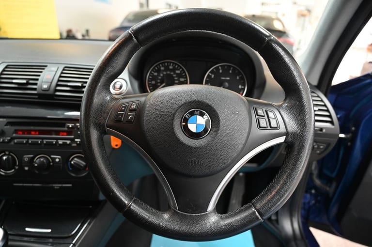 2010 BMW 1 Series 116i [2.0] Sport 5dr HATCHBACK PETROL Manual