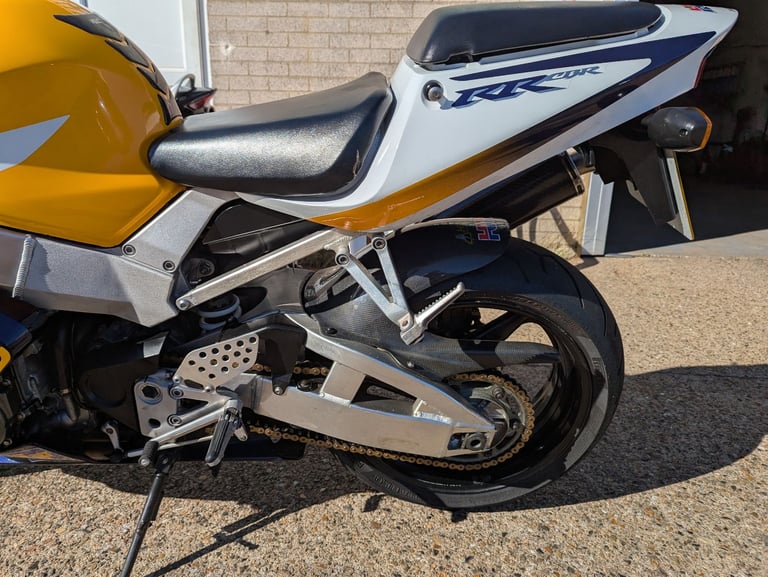 Honda, CBR, 2000, 929 (cc)