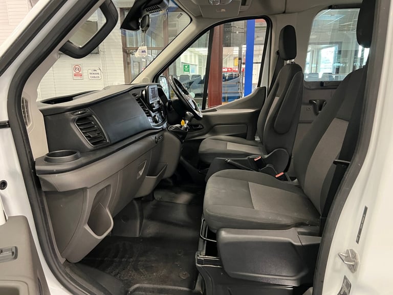 2020 Ford Transit 2.0 EcoBlue 130ps H3 17 Seater Trend MINIBUS Diesel Manual