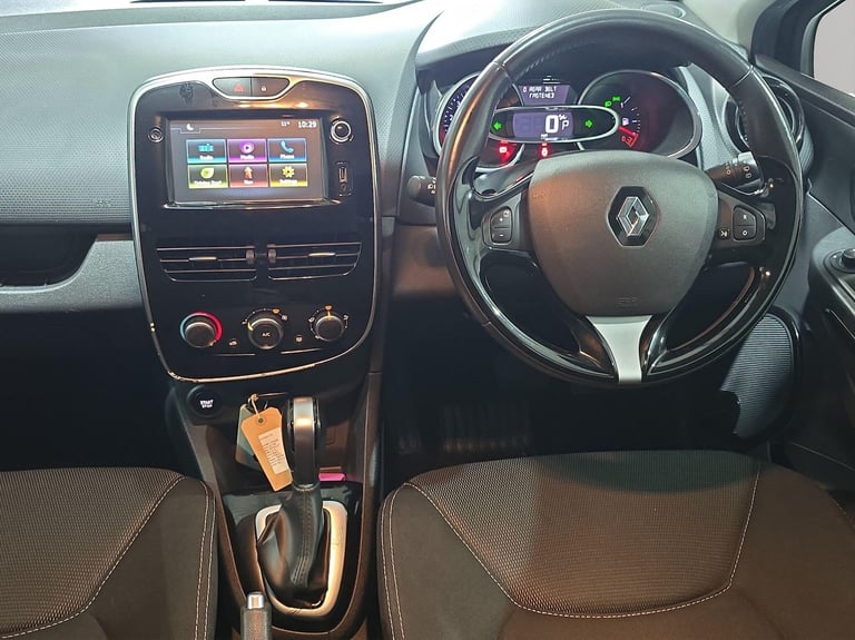 2016 Renault Clio 1.5 dCi Dynamique Nav Auto Euro 6 5dr HATCHBACK Diesel Automatic