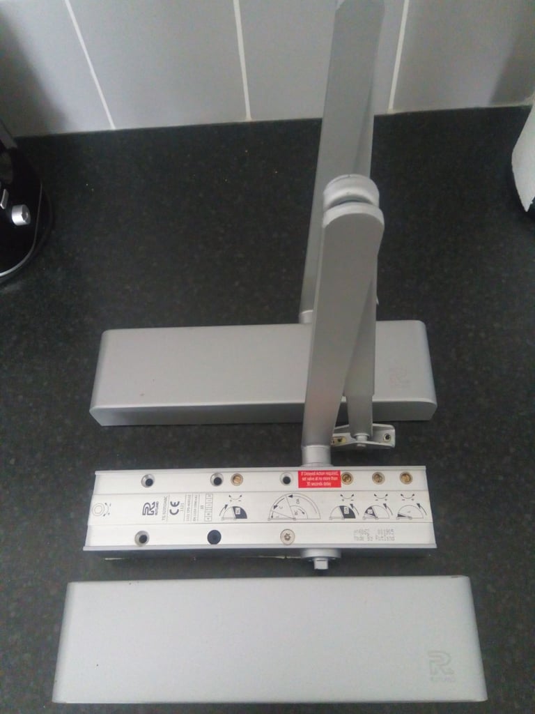 Rutland Automatic door closers