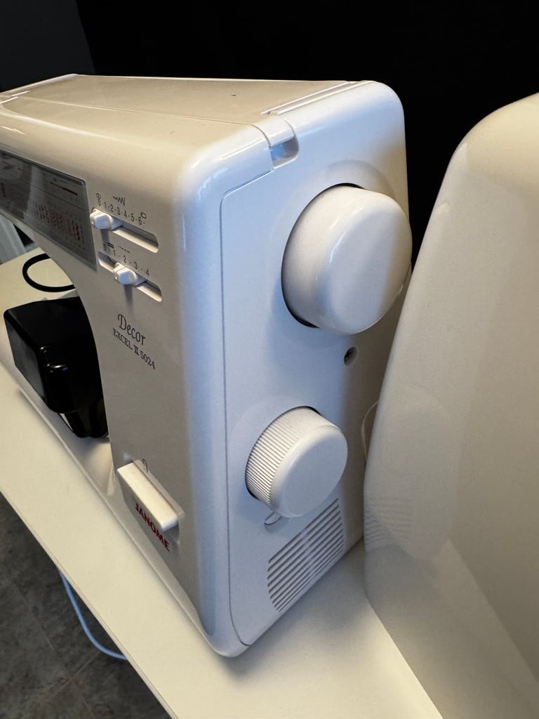 Janome Sewing Machine Janome Excel Decor 5024 
