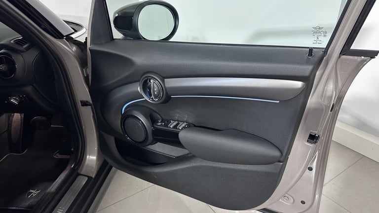 2023 MINI Hatch 1.5 Cooper Exclusive 5dr Auto [Comfort/Nav Pack] HATCHBACK PETROL Automatic