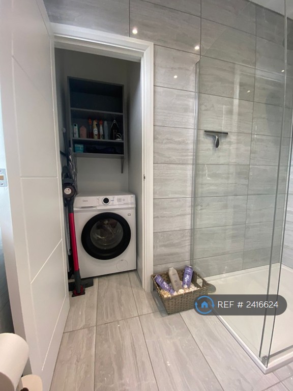 1 bedroom flat in London, Greater London, United Kingdom, SE18 (1 bed) (#2416624)