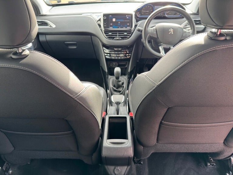 Peugeot 2008 1.2 PureTech Allure SUV 5dr Petrol Manual Euro 6 (82 ps)