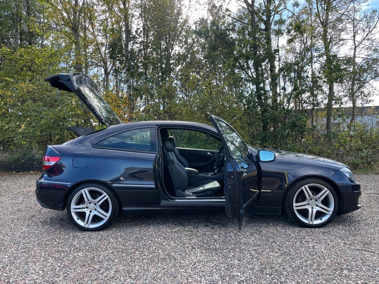 2010 Mercedes-Benz CLC Class 1.8 CLC180K Sport Coupe Auto Euro 4 3dr Hatchback Petrol Automatic