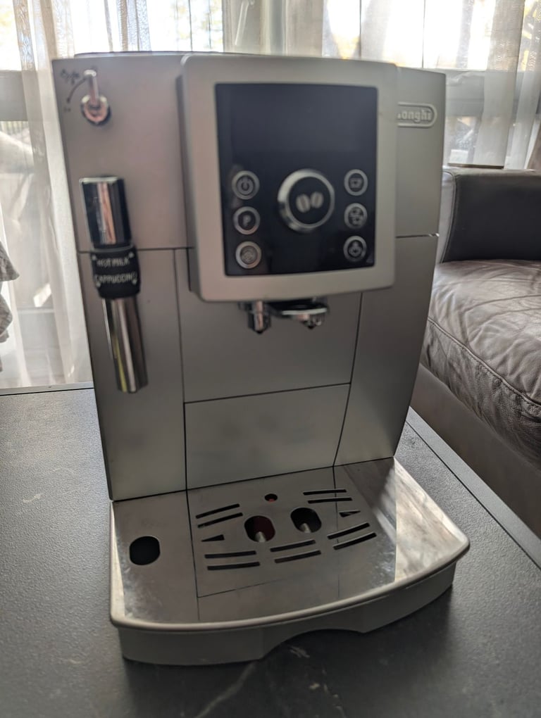 image for Delonghi magnifica Ecam 23.420 bean to cup