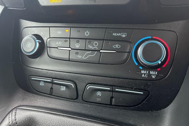 2022 Ford Tourneo Connect 1.5 EcoBlue 120 Zetec 5dr Manual Estate Diesel Manual