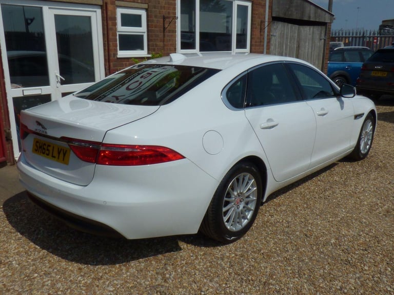 JAGUAR XF 2.0 d Prestige **Â