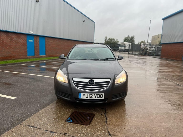 image for  Vauxhall Insignia 2.0 CDTi ES Sports Tourer Euro 5 5dr Diesel Manual