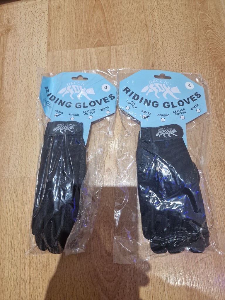 Riding Gloves - New