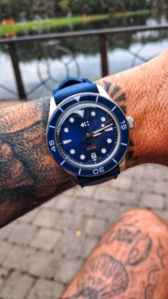 image for Christopher ward aquataine 41mm mens watch