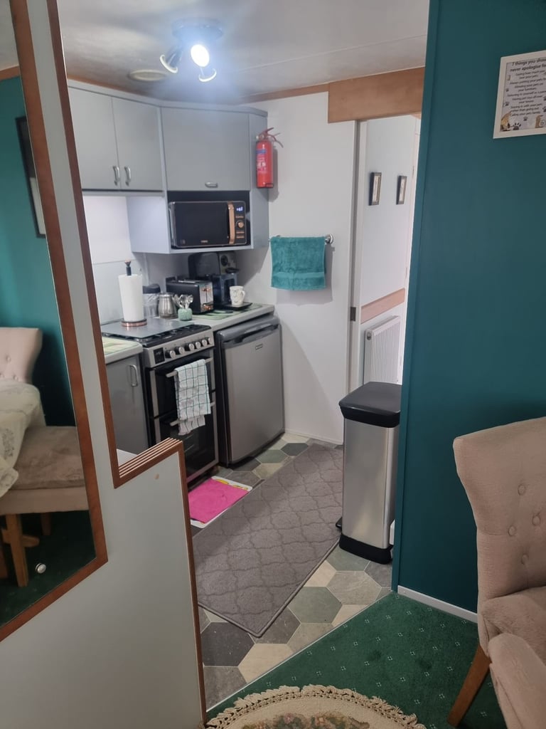 Willerby Salisbury Static Caravan 35 x 12 2 bedroom sited PRIVATE SALE