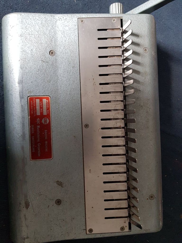 GBC comb binding machines