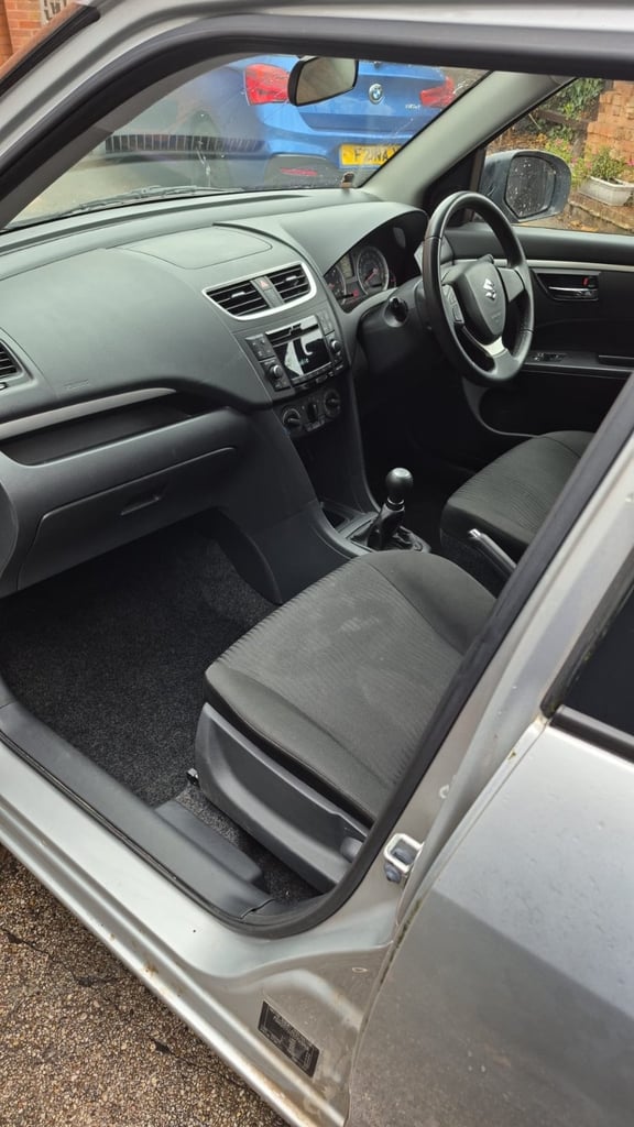 Suzuki, SWIFT, Hatchback, 2013, Manual, 1242 (cc), 5 doors
