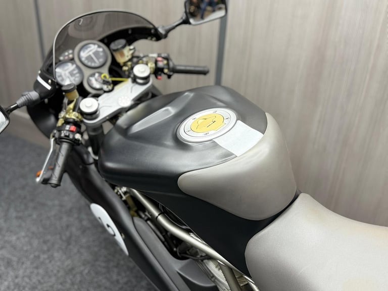 2007 07 Ducati 900 Sport - Very Nice Bike - Only 9389 Miles From New