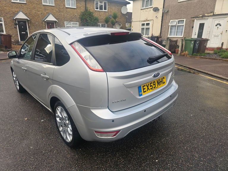 focus 1.6 zetec F.S.H NEW CLUTCH NEW CAMBELT LONG MOT JUNE 2026 DRIVES AN LOOKS PERFECT 