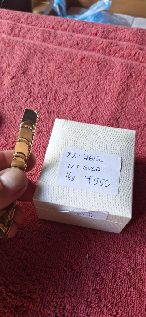 9ct carat gold bracelet 