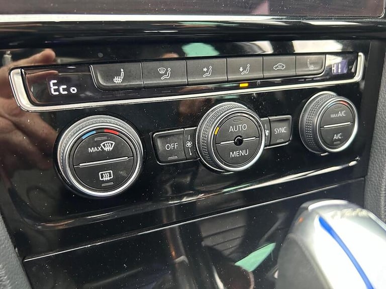 2018 Volkswagen Golf 1.4 TSI 8.7kWh GTE Advance Hatchback 5dr Petrol Plug-in Hybrid DSG Euro 6 ( ...