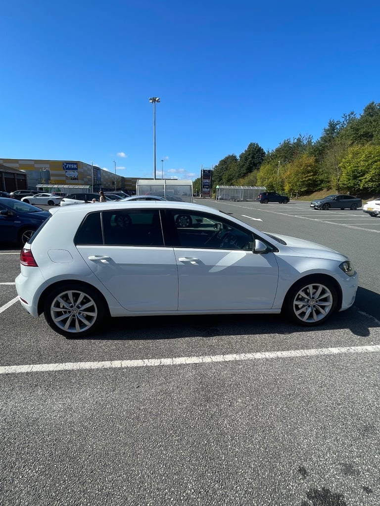 Volkswagen, GOLF, Hatchback, 2017, Manual, 1968 (cc), 5 doors
