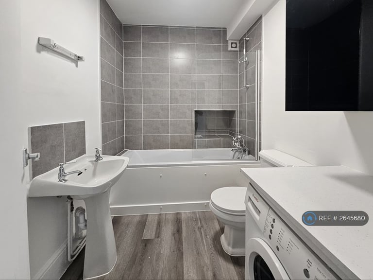 1 bedroom flat in Great Titchfield Street, Fitzrovia, W1W (1 bed) (#2645680)
