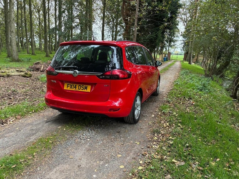 2014 Vauxhall Zafira Tourer 2.0 CDTi Exclusiv Euro 5 5dr MPV Diesel Manual