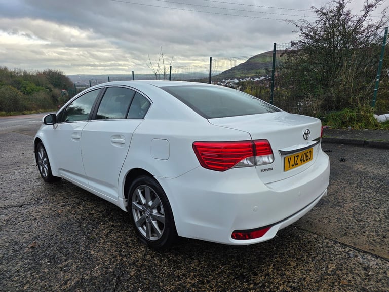 2012 toyota avensis t-spirit 2 litre turbo diesel 