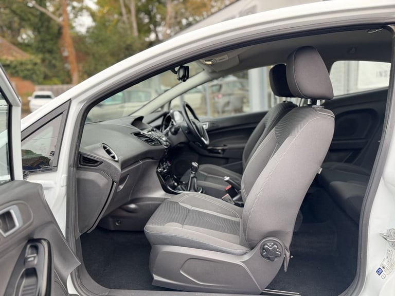 2017 Ford Fiesta 1.25 Zetec Hatchback 3dr Petrol Manual Euro 6 (82 ps) Hatchback Petrol Manual