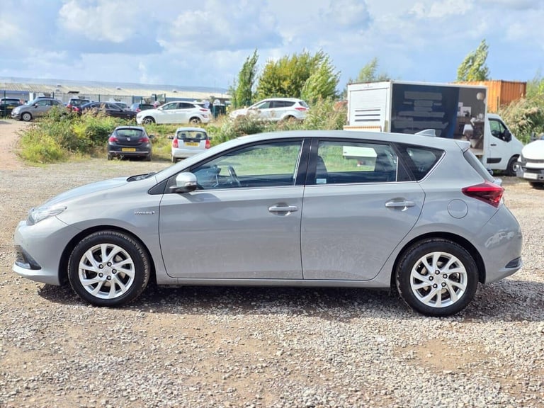 2018 Toyota Auris 1.8 VVT-h Icon CVT Euro 6 (s/s) 5dr Hatchback Hybrid Automatic