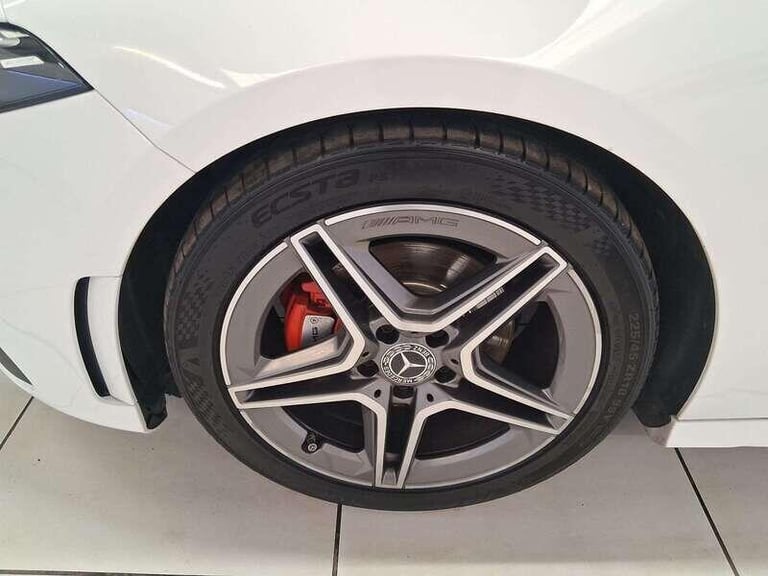 2019 Mercedes-Benz A-Class 1.3 A180 AMG Line Hatchback 5dr HATCHBACK Petrol Manual