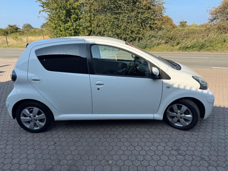 2011 Toyota Aygo 1.0 Go! 5Dr Hatch £2783
