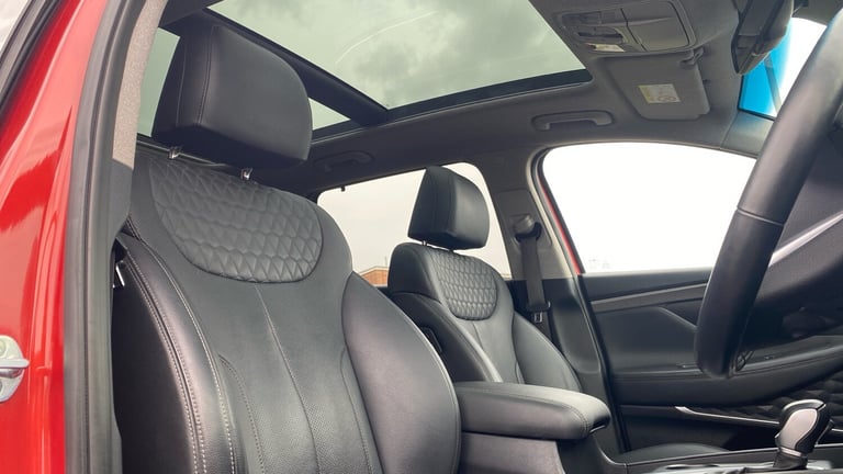 2019 Hyundai Santa Fe 2.2 CRDi Premium SE 5dr 4WD Auto ESTATE DIESEL Automatic